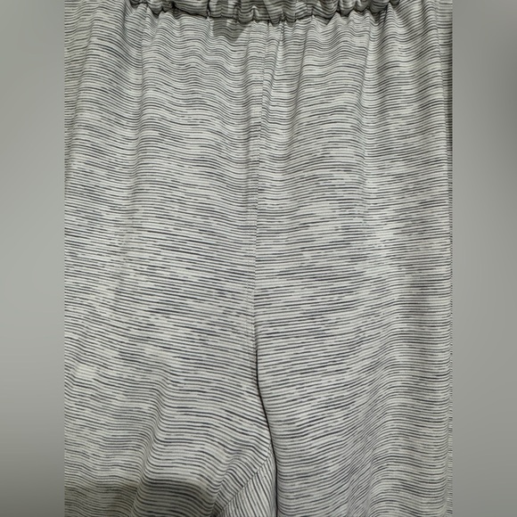 lululemon athletica Heather Gray Joggers - Picture 5 of 5